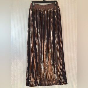 Elegant Chico’s Metallic Pleated Maxi Skirt Rose Gold size 0 NWT